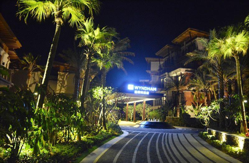 Hotel Wyndham Shenzhou Peninsula Wanning Esterno foto