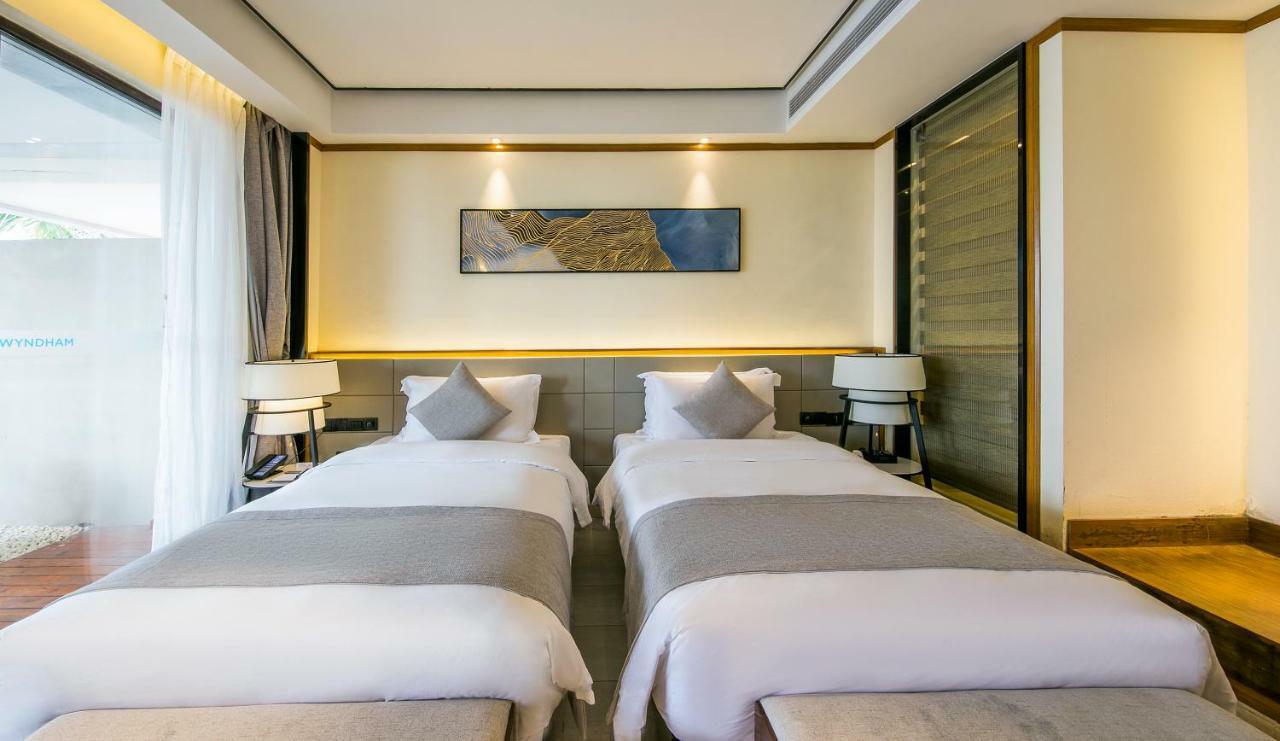Hotel Wyndham Shenzhou Peninsula Wanning Esterno foto